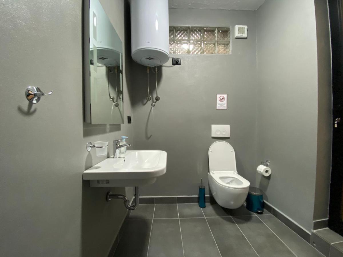 Hotell Jasmine Tiranë