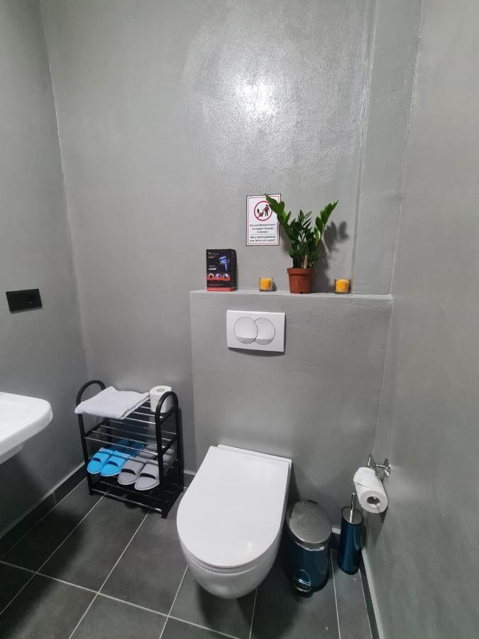 Jasmine Hotell Tiranë